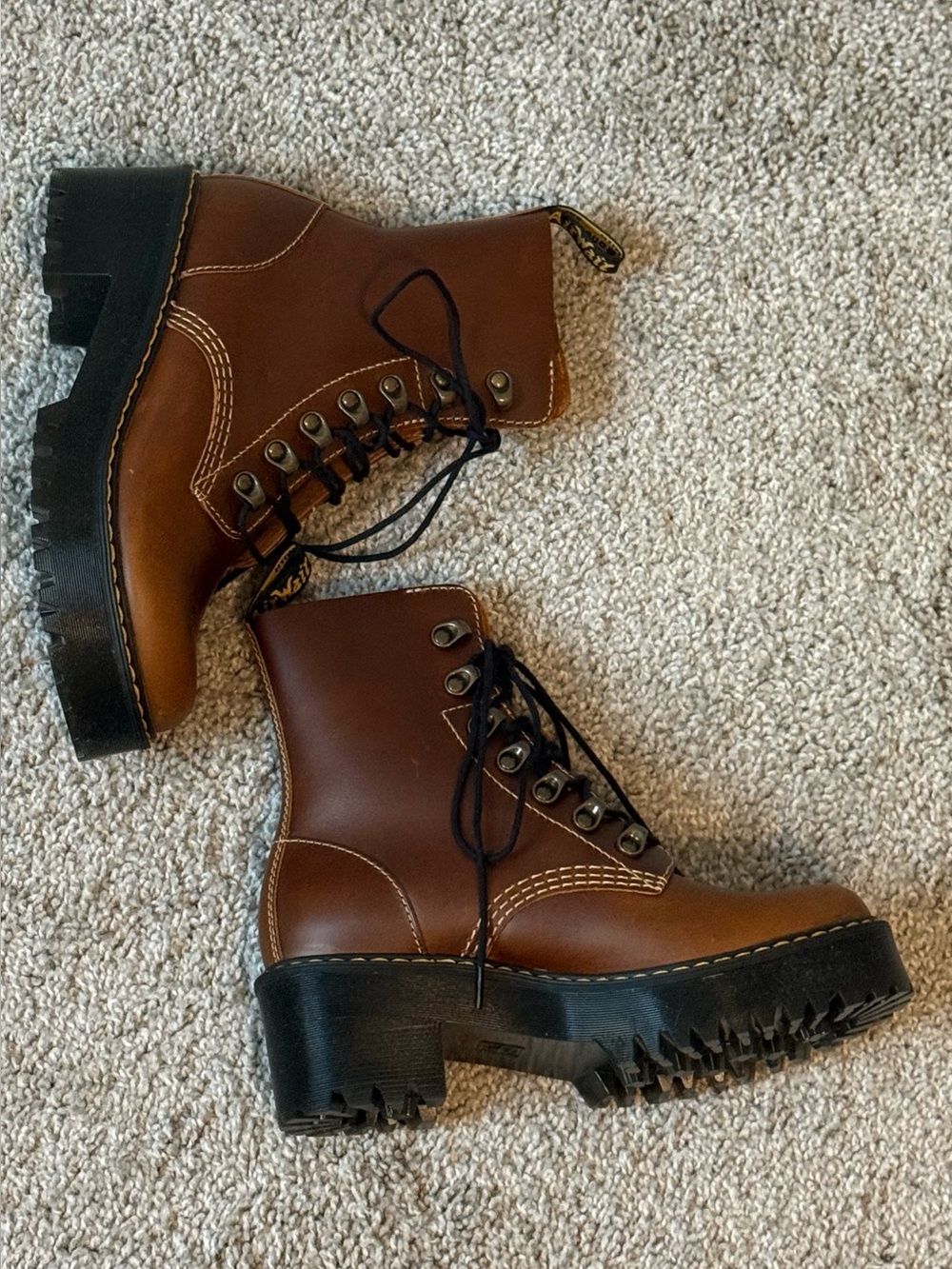 Dr. Martens Leona Lace-Up Boots - Picture 5 of 15